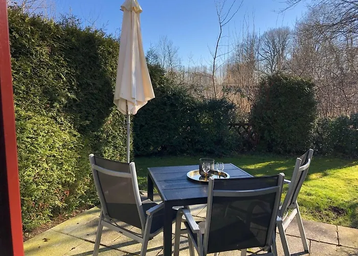 公寓 Ferienwohnung-klaus-stoertebeker-mit-sonnenterrasse-garten-zwischen-strand-wald-und-wiese Gustow (Vorpommern-Rugen)