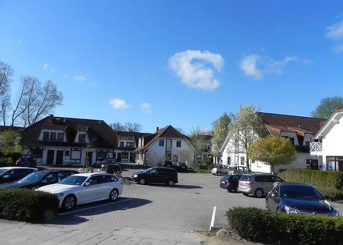 Appartement Ferienwohnung-klaus-stoertebeker-mit-sonnenterrasse-garten-zwischen-strand-wald-und-wiese