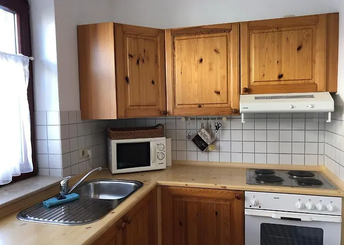 公寓 Ferienwohnung-klaus-stoertebeker-mit-sonnenterrasse-garten-zwischen-strand-wald-und-wiese Gustow (Vorpommern-Rugen)